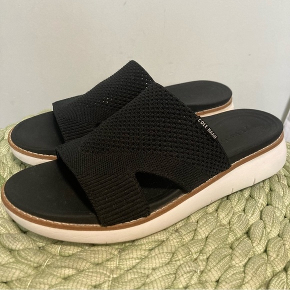 Cole Haan Zerogrand Global Stitchlite Slip On Sandal BLACK Knit/Pecan Leather - Picture 2 of 9